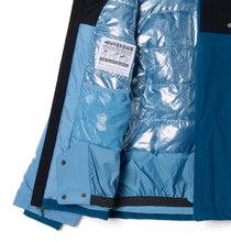 Laden Sie das Bild in den Galerie-Viewer, Columbia Liftline Jacket – Phoenix Blue, Black, Rainy Day