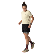 Laden Sie das Bild in den Galerie-Viewer, Dynafit Trail T-shirt Damen