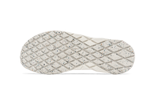 Laden Sie das Bild in den Galerie-Viewer, Eli RB9X