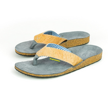 Laden Sie das Bild in den Galerie-Viewer, Gnom Mikrofaser/Kork Schuhe Doghammer bei Sport Raith