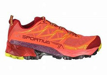 Laden Sie das Bild in den Galerie-Viewer, Akyra Women