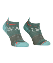 Laden Sie das Bild in den Galerie-Viewer, Alpine Light Comp Low Socks W – Ortovox
