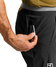 Laden Sie das Bild in den Galerie-Viewer, Ortovox Piz Selva Shorts Herren
