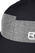 Laden Sie das Bild in den Galerie-Viewer, Logo Air Trucker Cap – Ortovox
