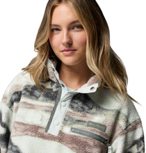 Laden Sie das Bild in den Galerie-Viewer, Columbia Helvetia II gecropptes Sherpa Half Snap Fleece mit Print – Sedona Sage, Summits
