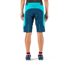 Laden Sie das Bild in den Galerie-Viewer, Biking Ride Dynastretch Shorts for Women blue back Dynafit Sport Raith
